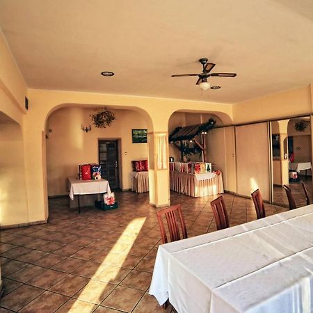 Folwark Tumiany Pokoje & Restauracja Экстерьер фото
